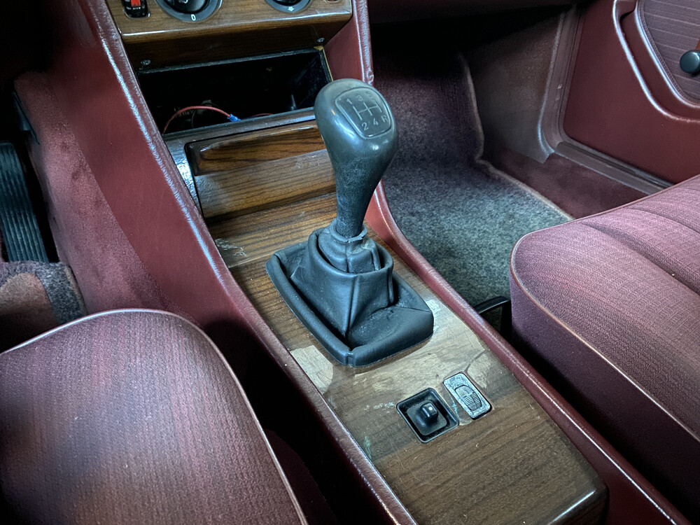 Mercedes-Benz 250D W124 1986 E-Klasse, RB-25-FD