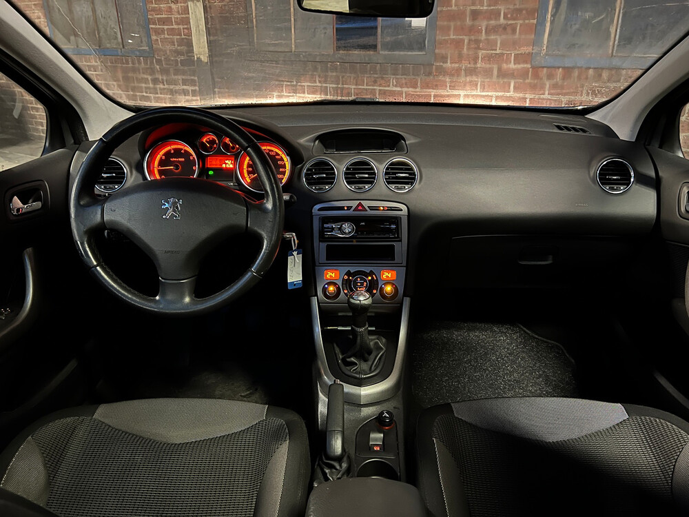 Peugeot 308 1.6 VTi XS 120hp 2008, 17-ZL-XF