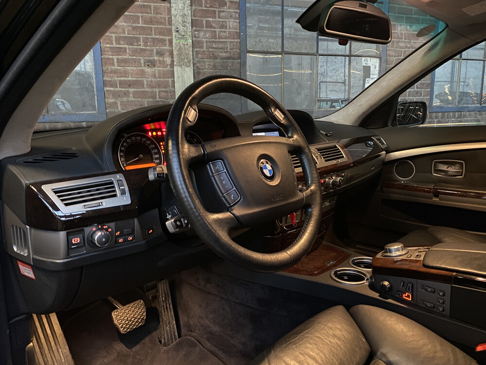 BMW 760Li E65 6.0 V12 445PS 2006 -Youngtimer-