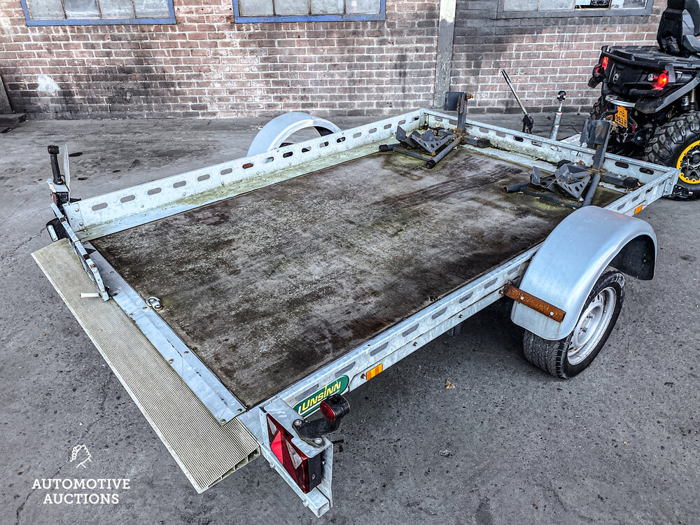 Leichter Einachsanhänger