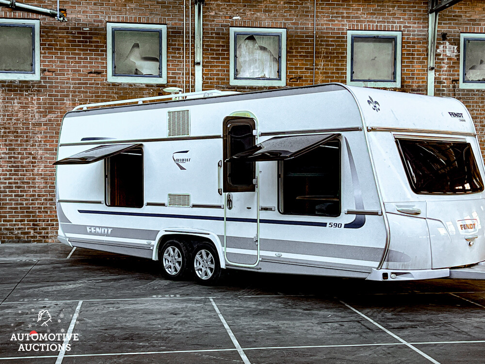 Fendt 590 Wohnwagen