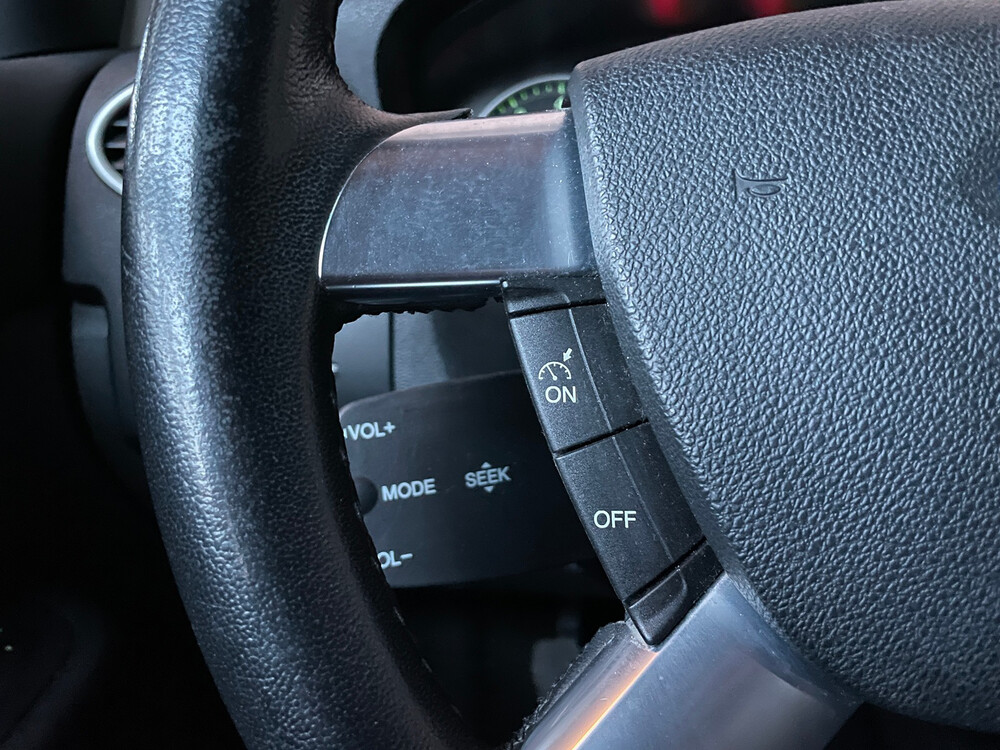 Ford Focus Wagon 1.6-16V Futura 2006, 77-TK-LN