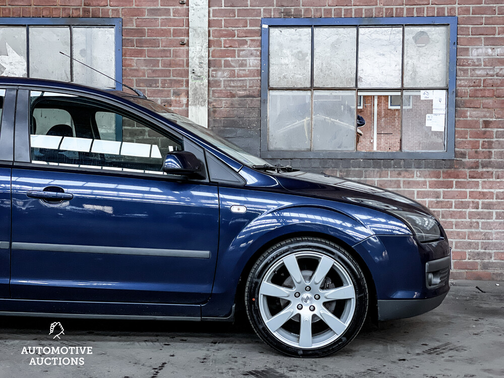 Ford Focus Wagon 1.6-16V Futura 2006, 77-TK-LN