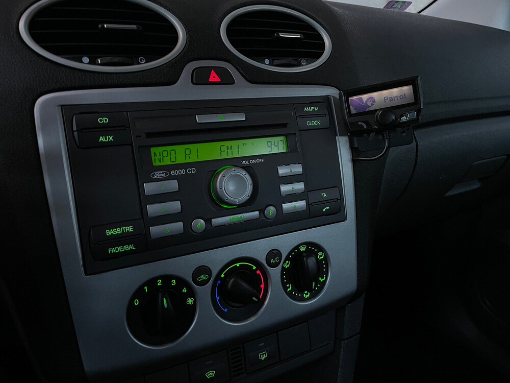 Ford Focus Wagon 1.6-16V Futura 2006, 77-TK-LN