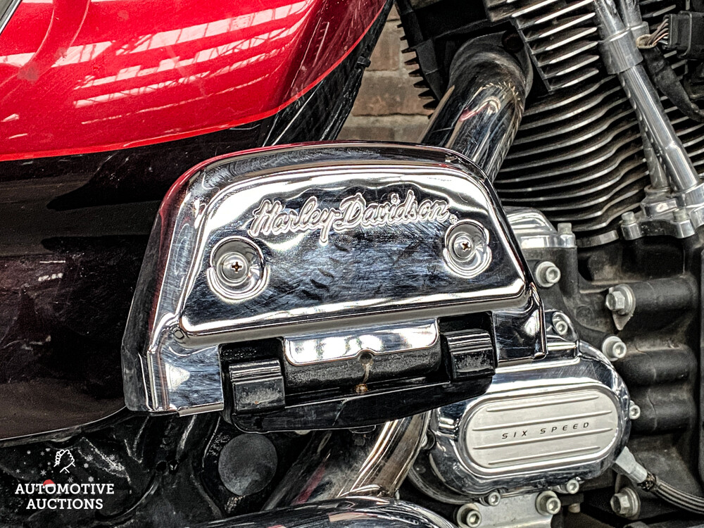 Harley-Davidson FLHTK Electra Glide Ultra LIMITED Cruiser 2012