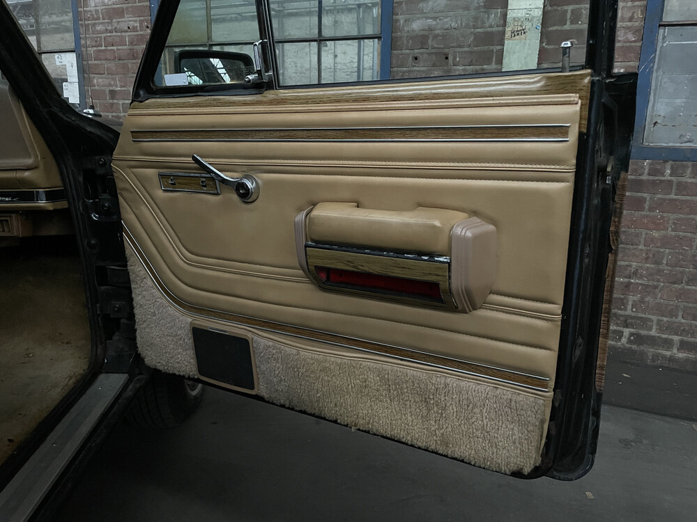 Jeep Wagoneer 5.9 V8 Limited Wagon 174PS 1970, DR-86-03