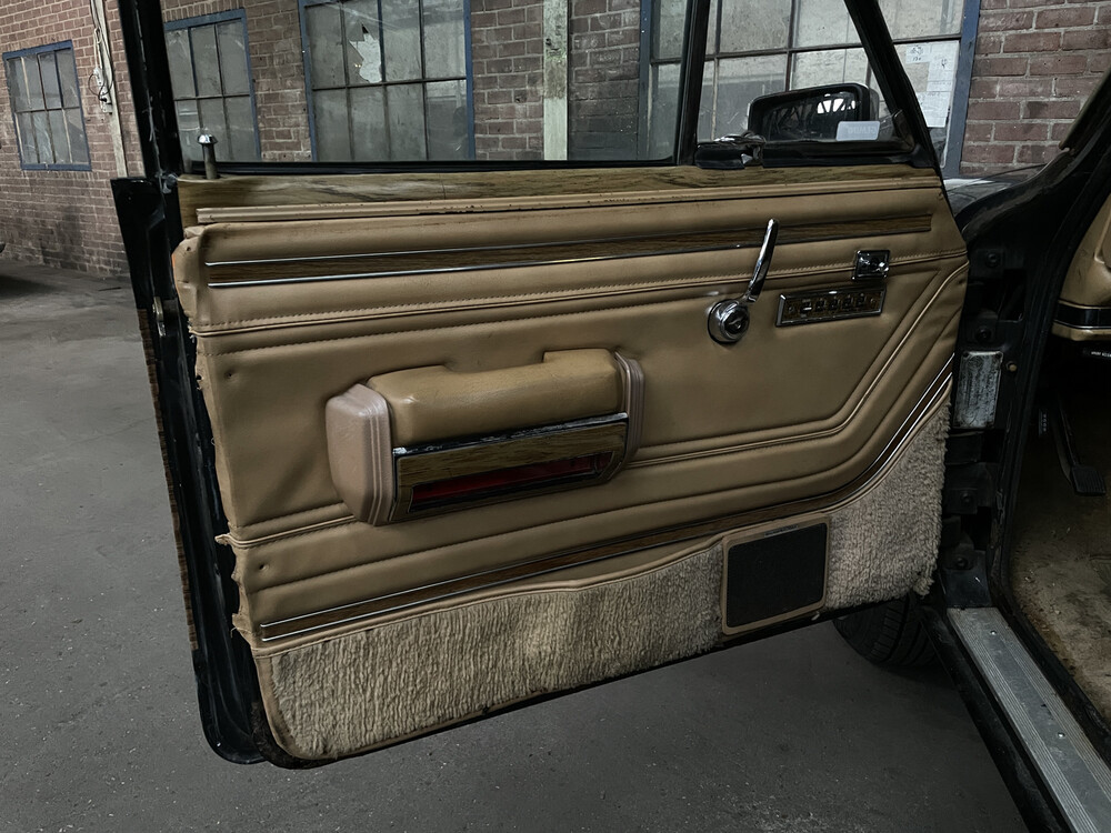 Jeep Wagoneer 5.9 V8 Limited Wagon 174PS 1970, DR-86-03