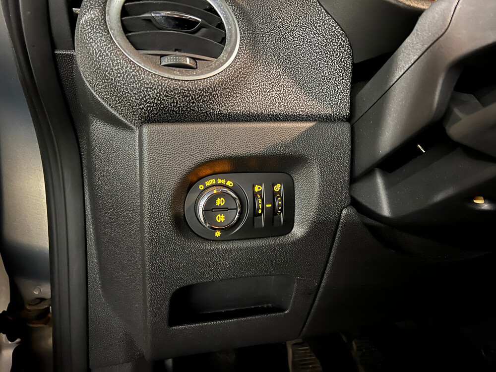 Opel Corsa 1.3 CDTi EcoFlex S/S Cosmo 2012, 27-TZF-7