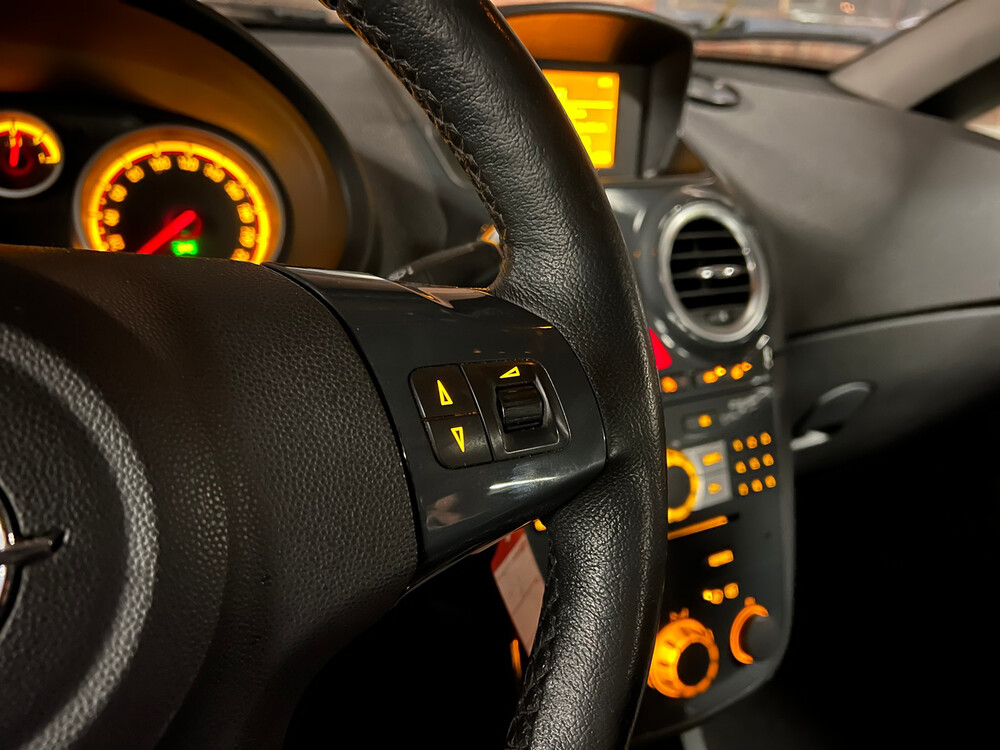 Opel Corsa 1.3 CDTi EcoFlex S/S Cosmo 2012, 27-TZF-7