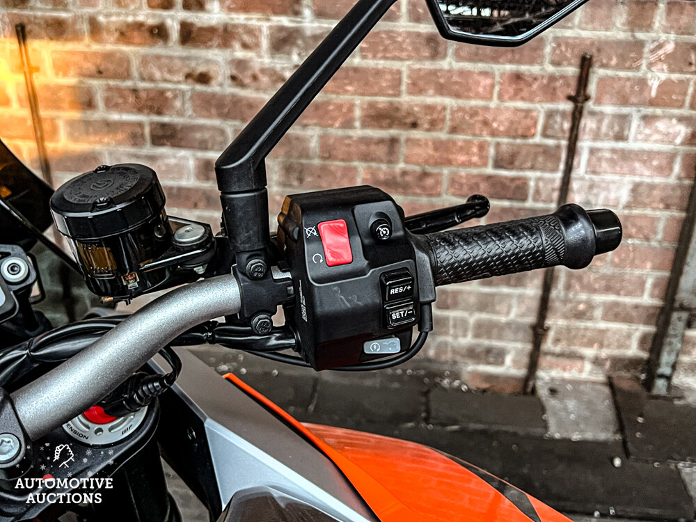 KTM Superduke GT AKRAPOVIC 173hp 2017