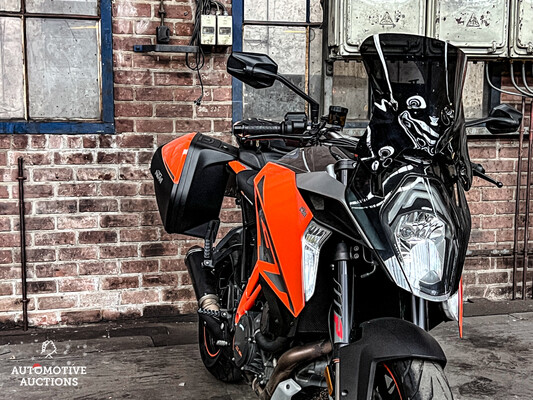 KTM Superduke GT AKRAPOVIC 173hp 2017