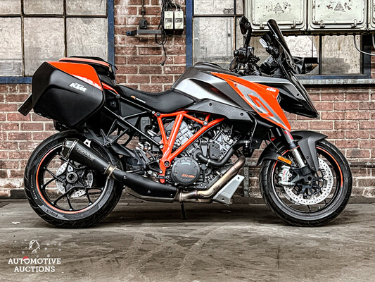 KTM Superduke GT AKRAPOVIC 173hp 2017