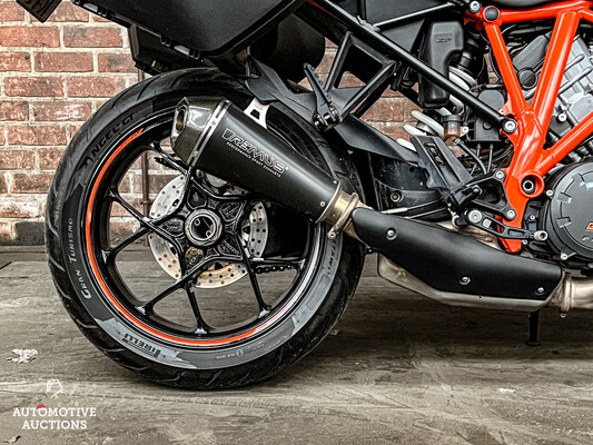 KTM Superduke GT AKRAPOVIC 173pk 2017