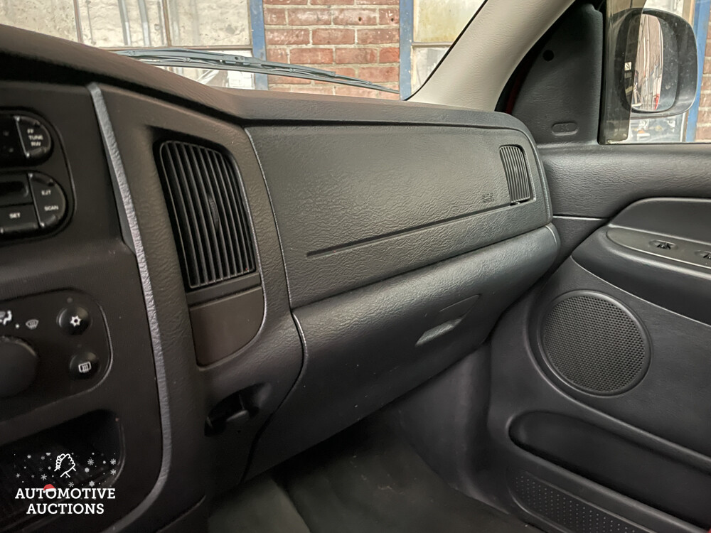 Dodge Ram 1500 SLT 5.7 V8 349hp 2005, VND-11-V