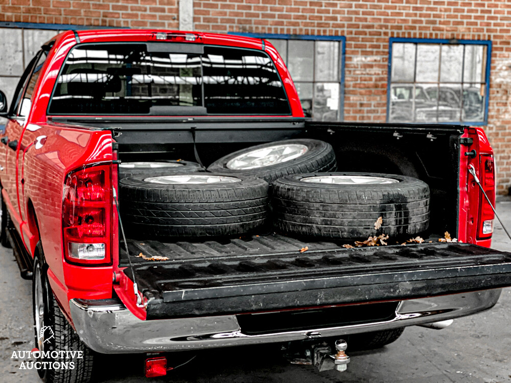 Dodge Ram 1500 SLT 5.7 V8 349hp 2005, VND-11-V