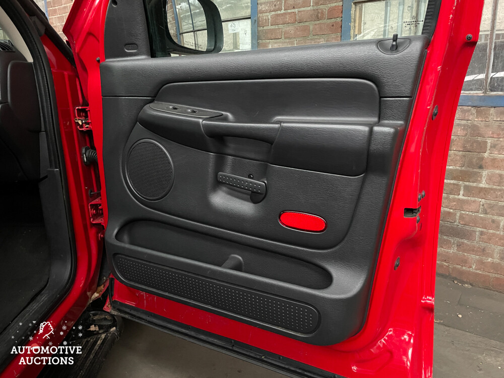 Dodge Ram 1500 SLT 5.7 V8 349hp 2005, VND-11-V