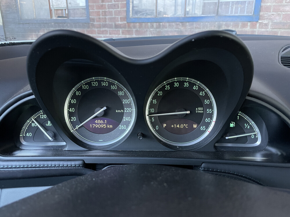 Mercedes-Benz SL500 306PS 2001 SL-Klasse -Org. NL-, 82-HN-RG