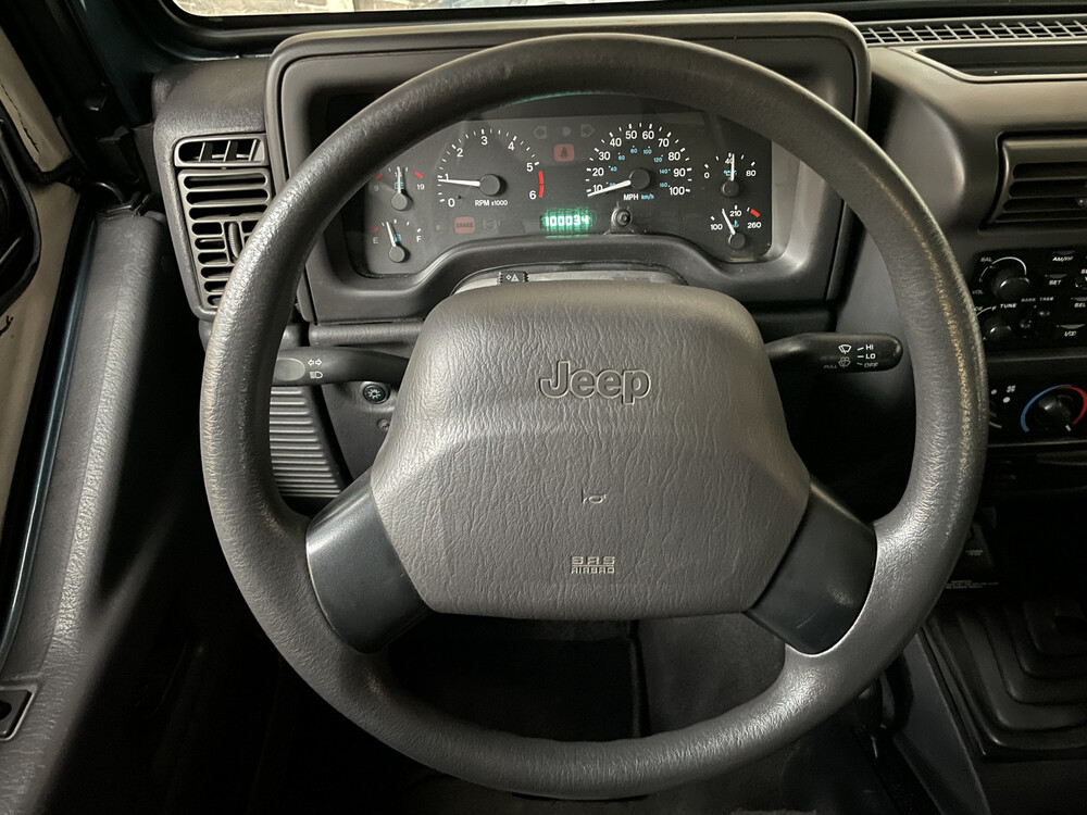 Jeep Wrangler TJ 2.5 Hardtop 118PS 1999