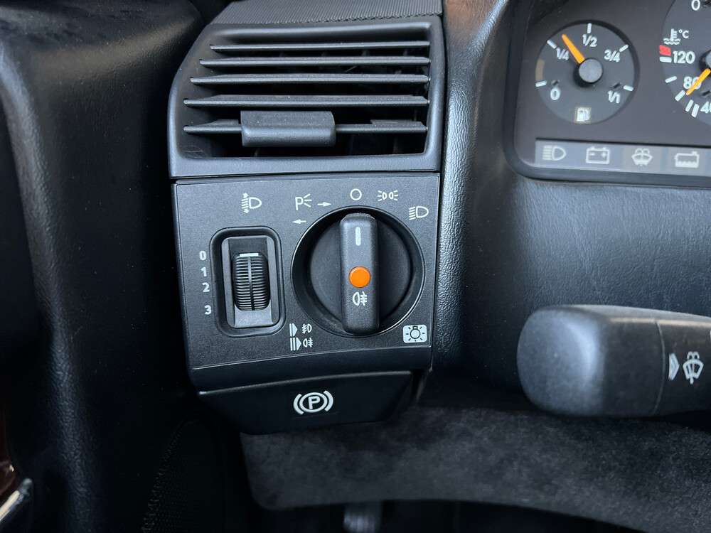 Mercedes-Benz SL280 R129 SL-Klasse 193PS 1995