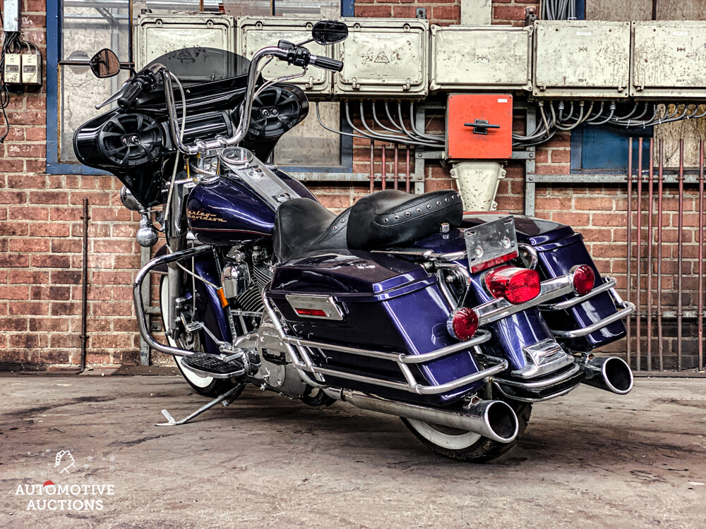 Harley-Davidson FLHR Road King Cruiser 2000