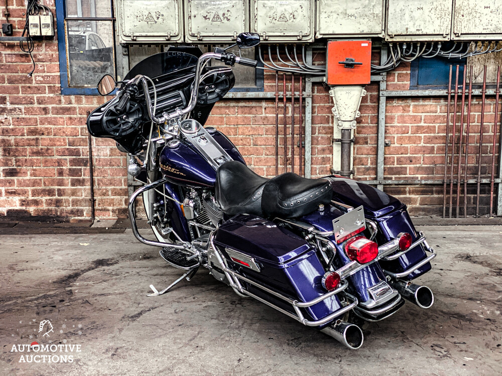 Harley-Davidson FLHR Road King Cruiser 2000