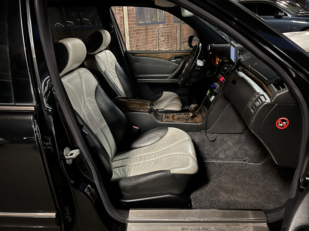 Mercedes-Benz E55 AMG Combi E-Klasse 354PS 2003 -Youngtimer-