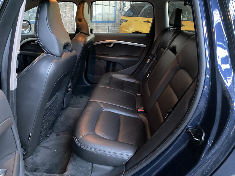 Volvo XC70 2.0 D3 FWD Momentum 163hp 2010 -Orig. NL-, 56-LPR-2