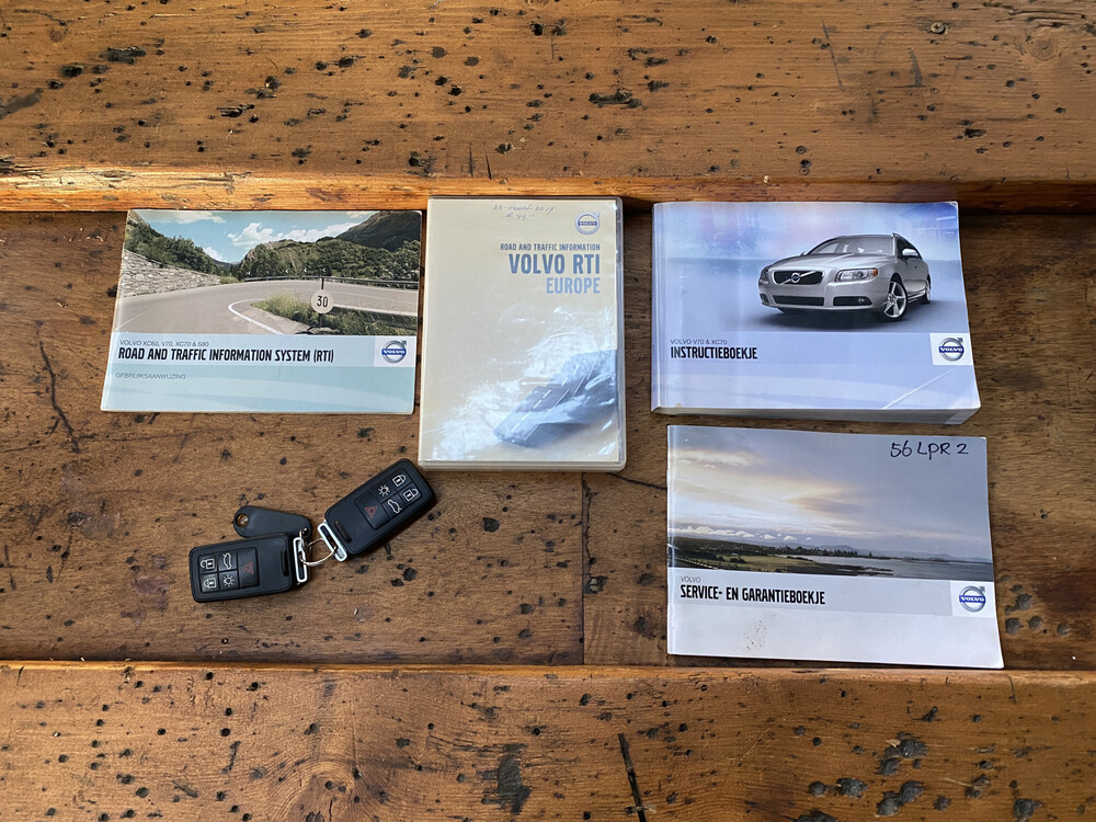 Volvo XC70 2.0 D3 FWD Momentum 163hp 2010 -Orig. NL-, 56-LPR-2