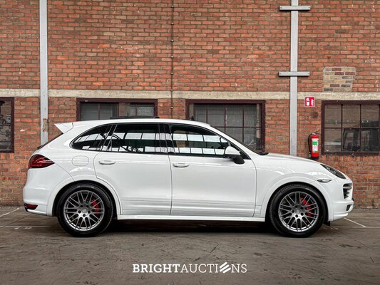 Porsche Cayenne GTS 4.8 V8 420pk 2013
