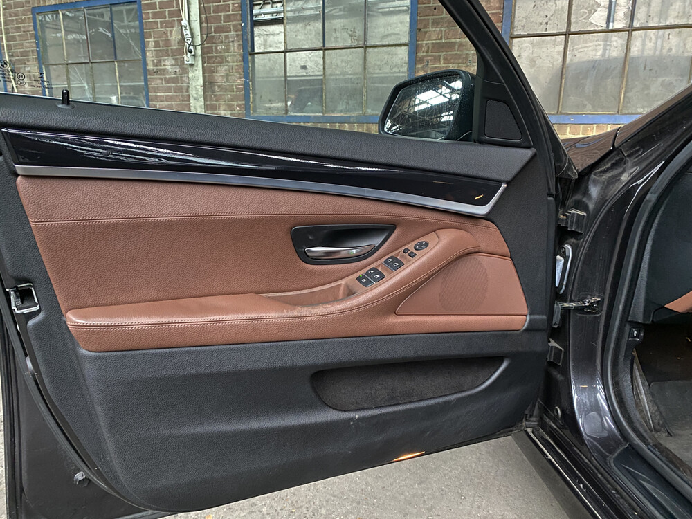 BMW 520d Touring 5-serie 184pk 2014, GJ-972-T