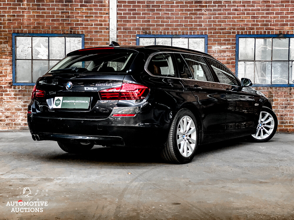BMW 520d Touring 5-serie 184pk 2014, GJ-972-T