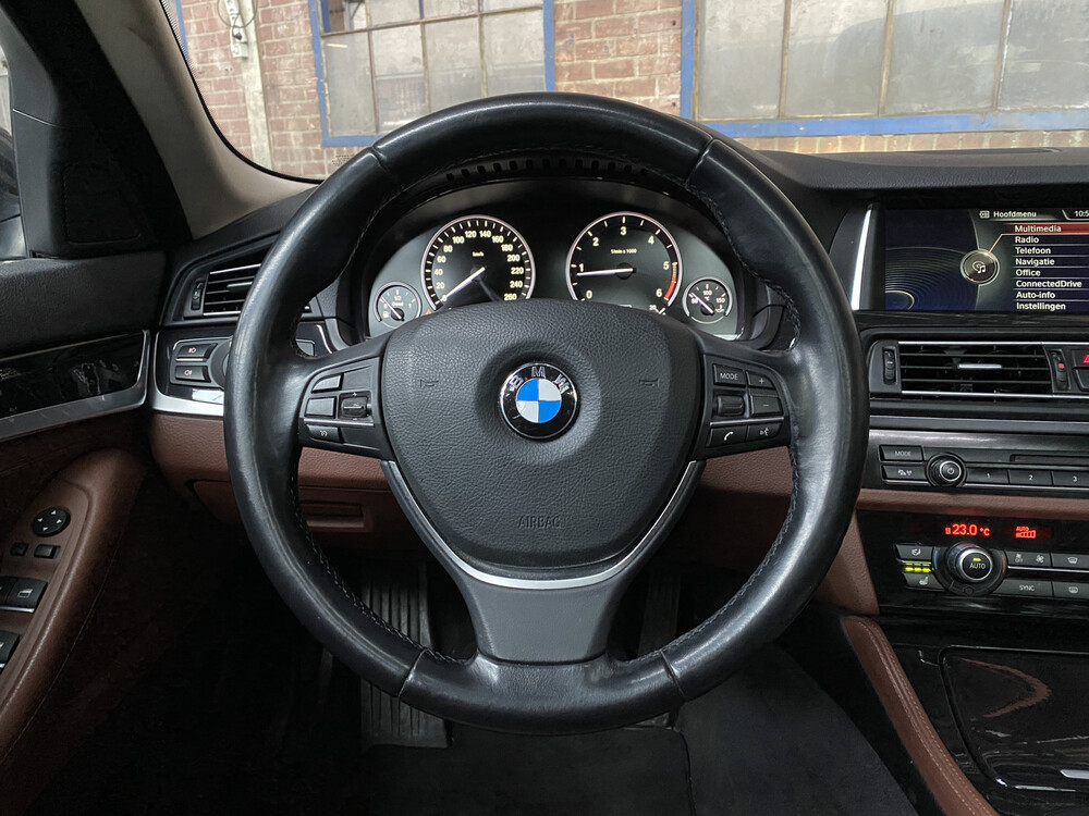 BMW 520d Touring 5-serie 184pk 2014, GJ-972-T