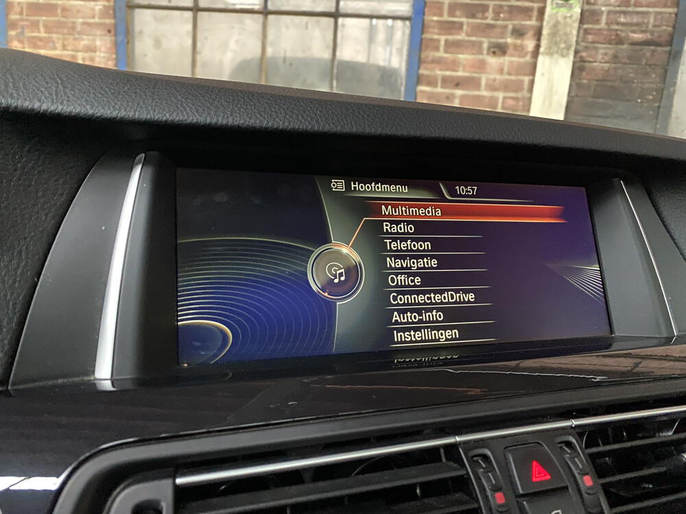 BMW 520d Touring 5-serie 184pk 2014, GJ-972-T