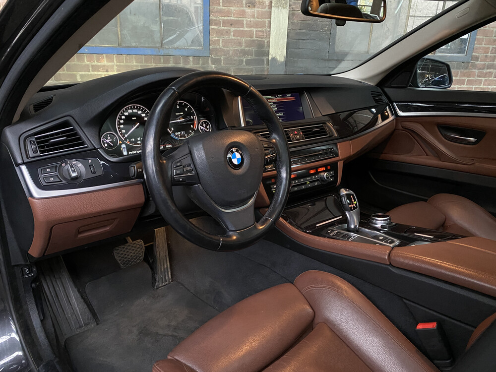 BMW 520d Touring 5-serie 184pk 2014, GJ-972-T