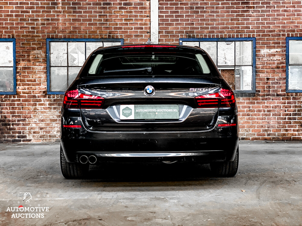 BMW 520d Touring 5-serie 184pk 2014, GJ-972-T