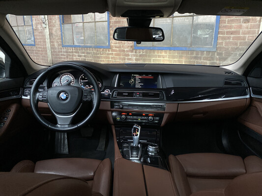 BMW 520d Touring 5-serie 184pk 2014, GJ-972-T