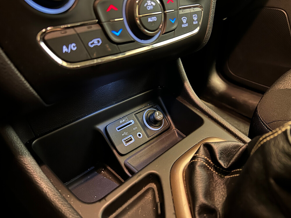 Jeep Cherokee 2.0 Longtitude 140pk 2014, 7-TRR-35