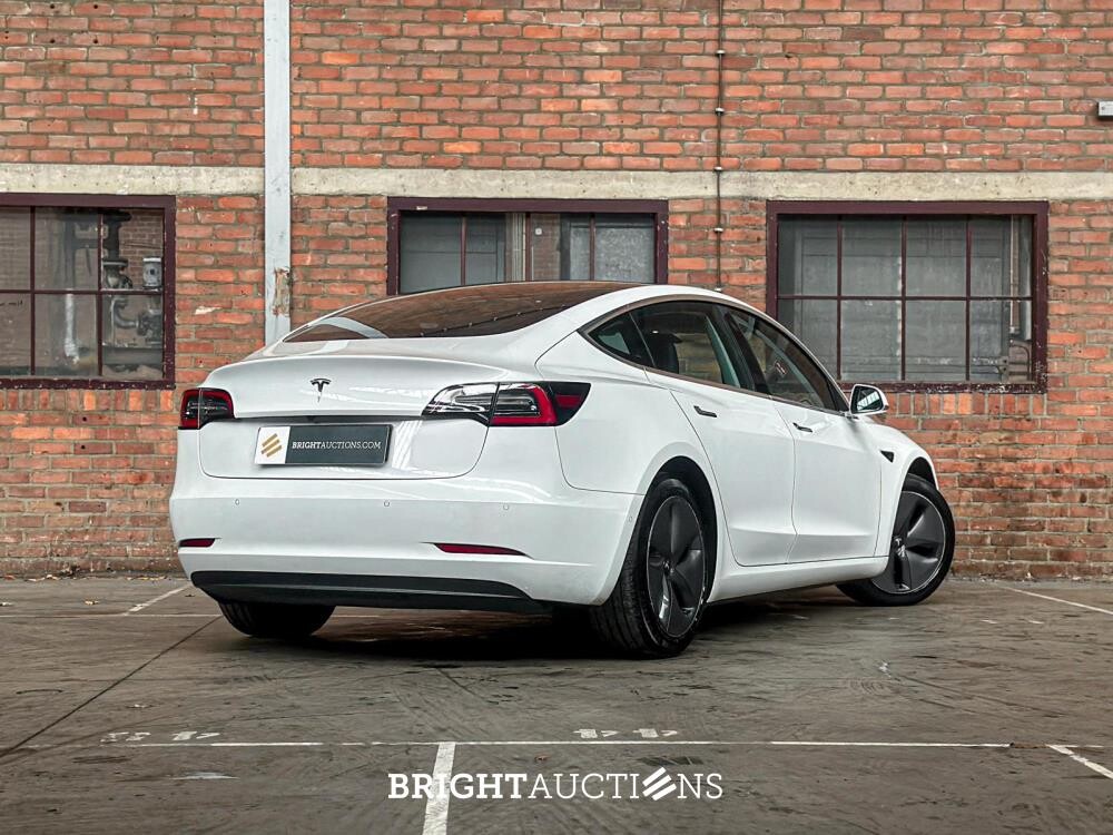 Tesla Model 3 Standard RWD Plus 60 kWh 238pk 2020 (Origineel-NL + 1e eigenaar, K-953-BT
