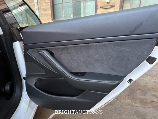 Tesla Model 3 Standard RWD Plus 60 kWh 238pk 2020 (Origineel-NL + 1e eigenaar, K-953-BT