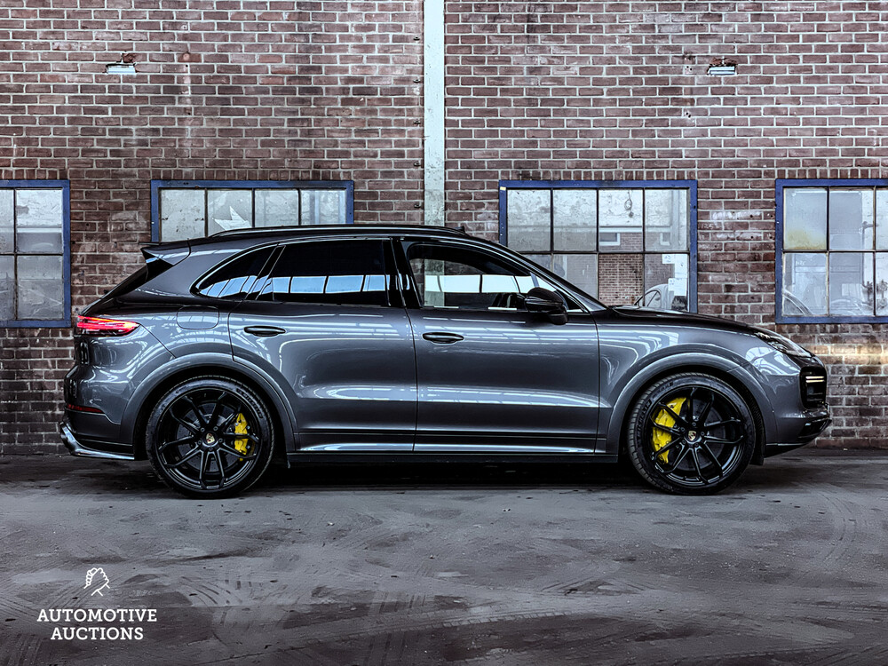Porsche Cayenne 4.0 Turbo S E-Hybrid Sportchrono 680pk 2020, H-599-FH
