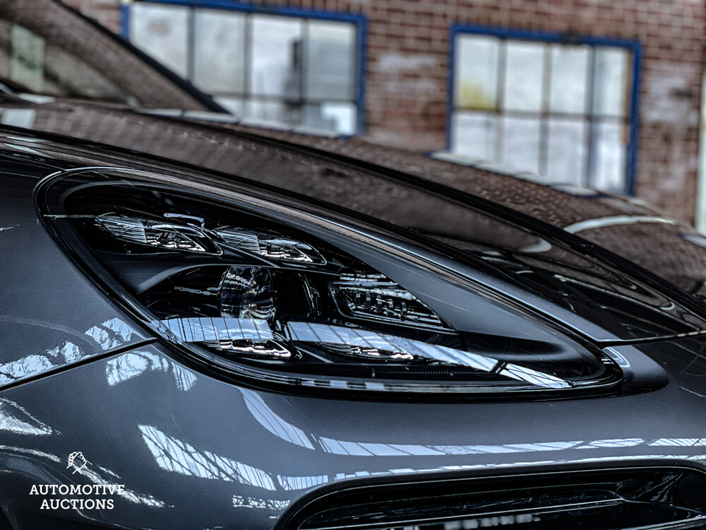 Porsche Cayenne 4.0 Turbo S E-Hybrid Sportchrono 680pk 2020, H-599-FH