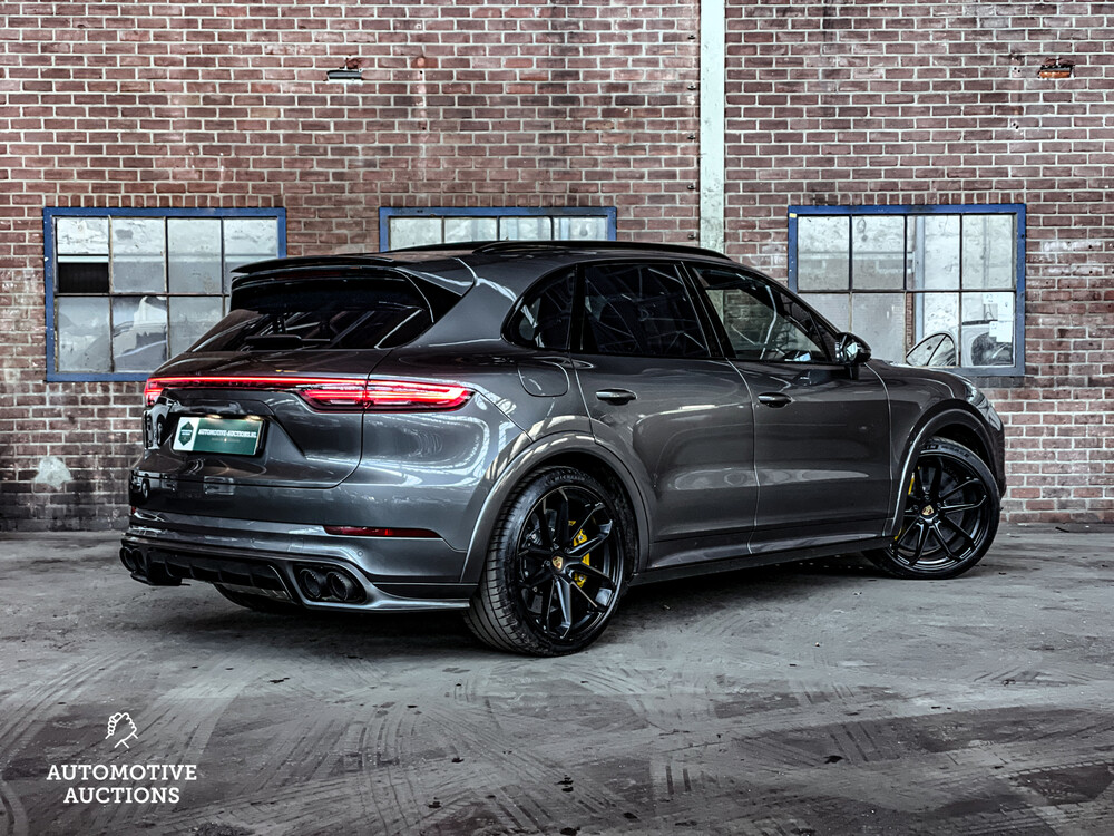 Porsche Cayenne 4.0 Turbo S E-Hybrid Sportchrono 680pk 2020, H-599-FH
