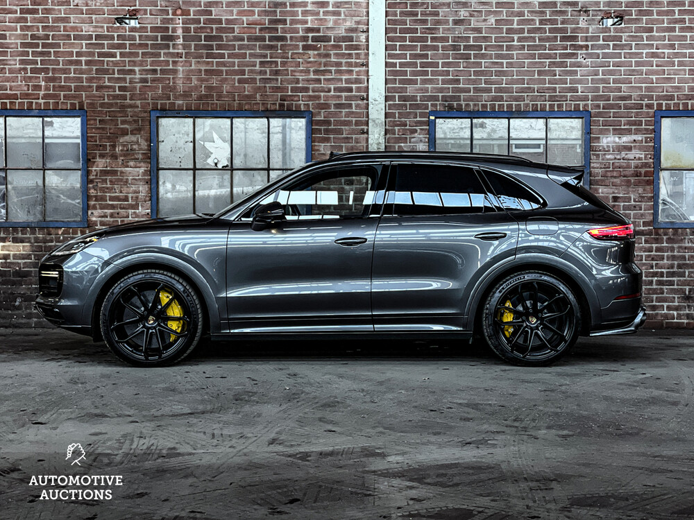 Porsche Cayenne 4.0 Turbo S E-Hybrid Sportchrono 680pk 2020, H-599-FH