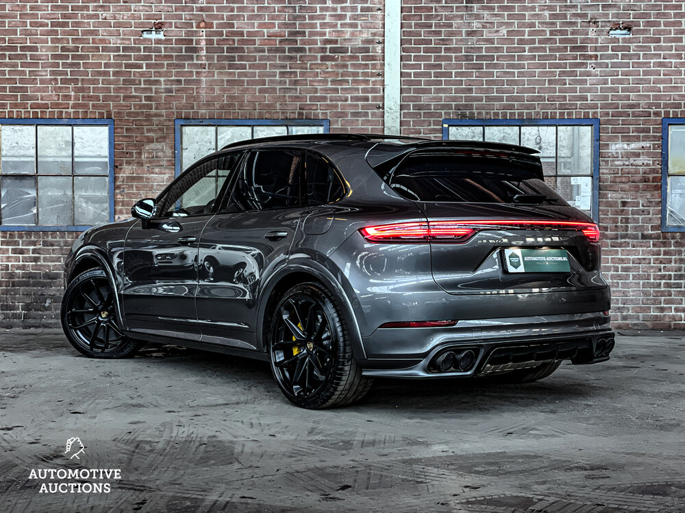 Porsche Cayenne 4.0 Turbo S E-Hybrid Sportchrono 680pk 2020, H-599-FH