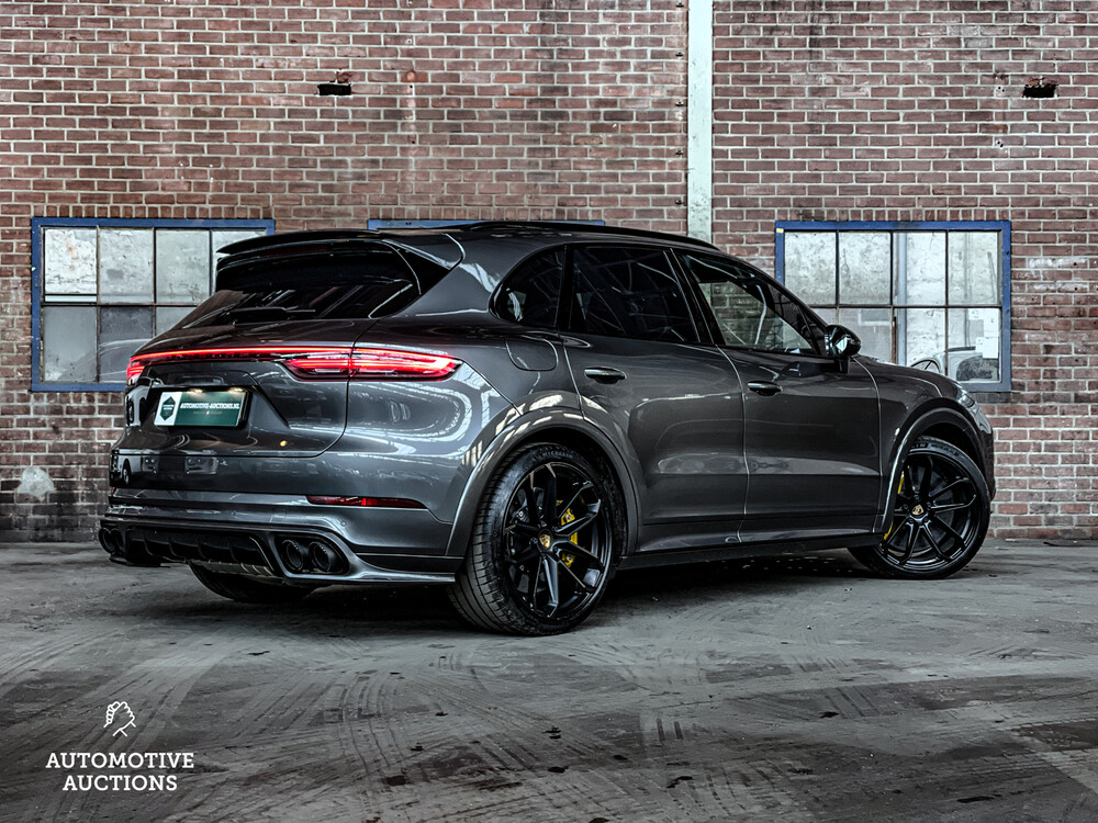 Porsche Cayenne 4.0 Turbo S E-Hybrid Sportchrono 680pk 2020, H-599-FH