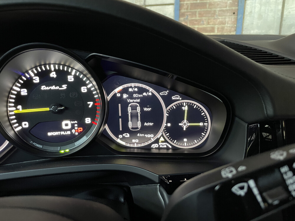 Porsche Cayenne 4.0 Turbo S E-Hybrid Sportchrono 680pk 2020, H-599-FH