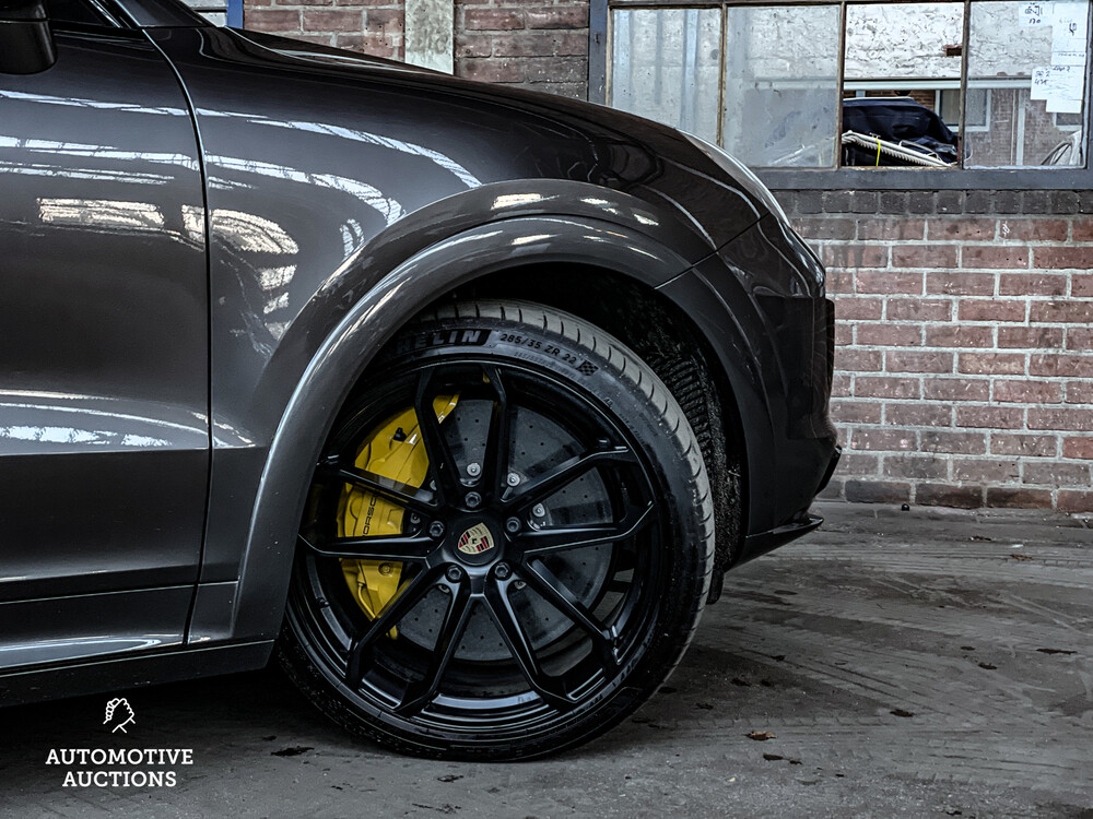 Porsche Cayenne 4.0 Turbo S E-Hybrid Sportchrono 680pk 2020, H-599-FH