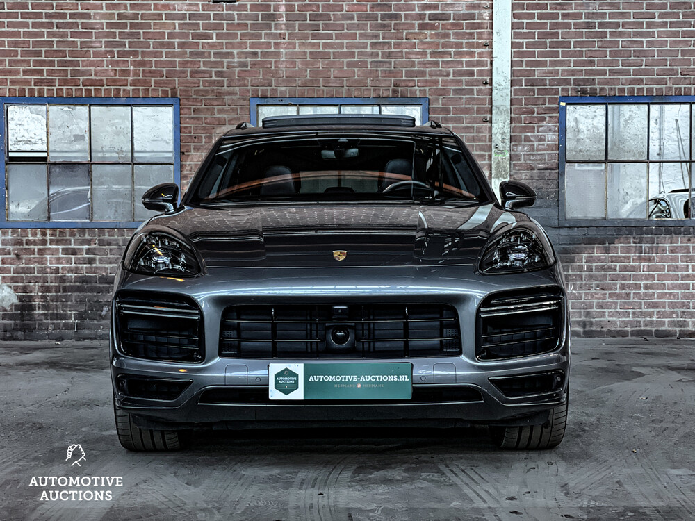 Porsche Cayenne 4.0 Turbo S E-Hybrid Sportchrono 680pk 2020, H-599-FH