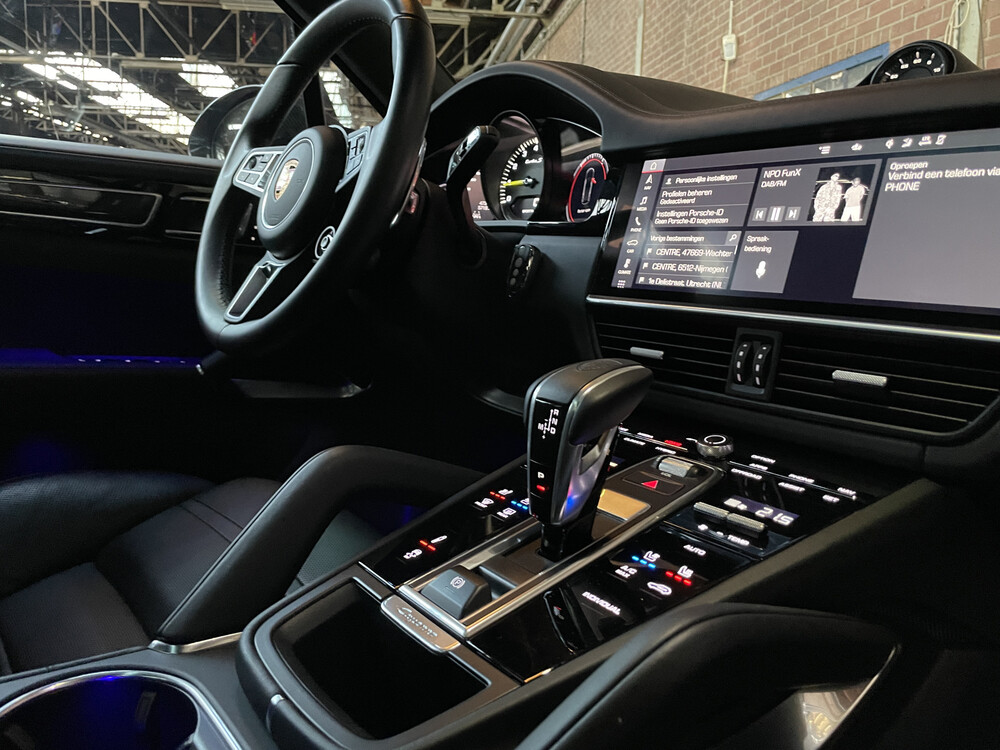 Porsche Cayenne 4.0 Turbo S E-Hybrid Sportchrono 680pk 2020, H-599-FH