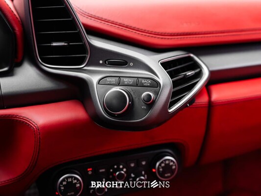 Ferrari 458 4.5 V8 Italia 578pk 2010, JHZ-39-P